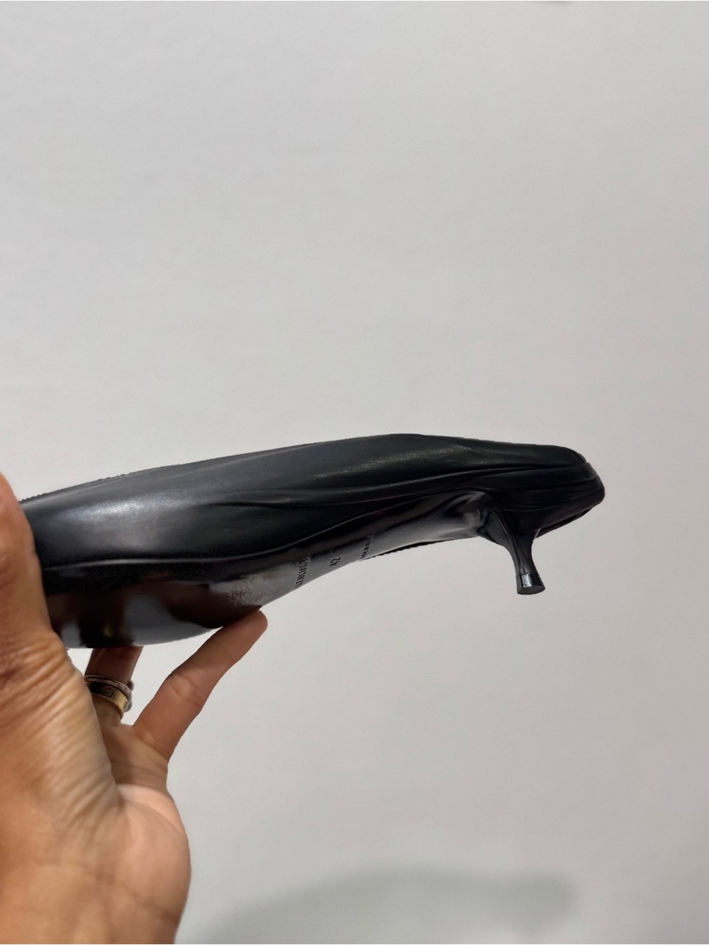100% AUTH Balenciaga Black Knife Leather Folded-Toe Ballet Kitten Heel - Picture 7 of 9